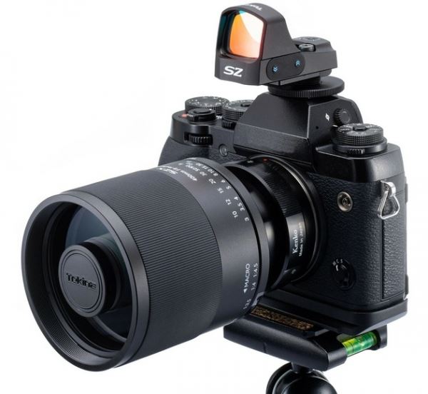 Tokina SZ Super Tele Finder: коллиматорный прицел для фотоаппарата