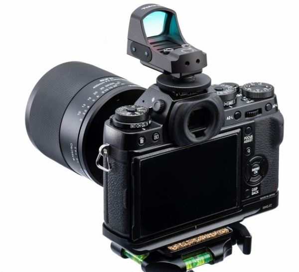 Tokina SZ Super Tele Finder: коллиматорный прицел для фотоаппарата